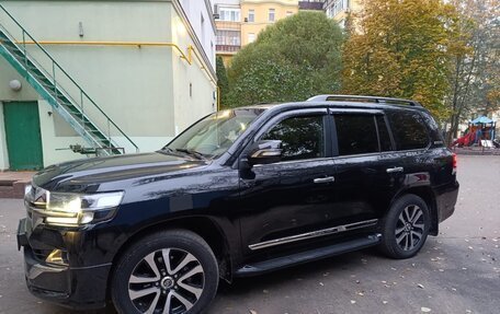 Toyota Land Cruiser 200, 2019 год, 9 000 000 рублей, 6 фотография