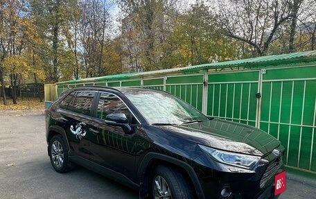 Toyota RAV4, 2021 год, 4 850 000 рублей, 1 фотография