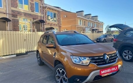 Renault Duster, 2021 год, 2 300 000 рублей, 2 фотография