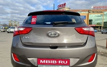 Hyundai i30 II рестайлинг, 2014 год, 875 000 рублей, 2 фотография