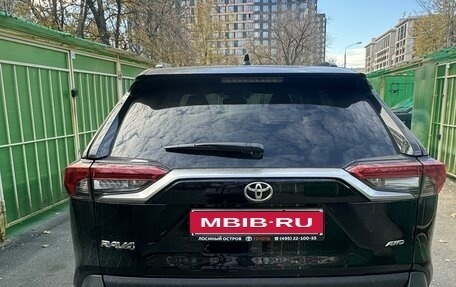 Toyota RAV4, 2021 год, 4 850 000 рублей, 10 фотография