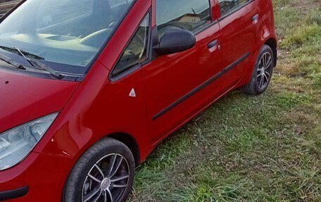 Mitsubishi Colt VI рестайлинг, 2005 год, 430 000 рублей, 1 фотография