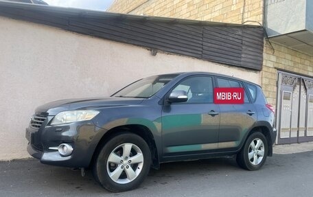 Toyota RAV4, 2011 год, 1 650 000 рублей, 2 фотография