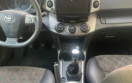 Toyota RAV4, 2011 год, 1 650 000 рублей, 6 фотография