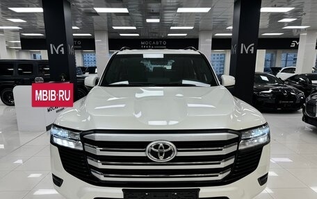 Toyota Land Cruiser, 2022 год, 13 500 000 рублей, 2 фотография