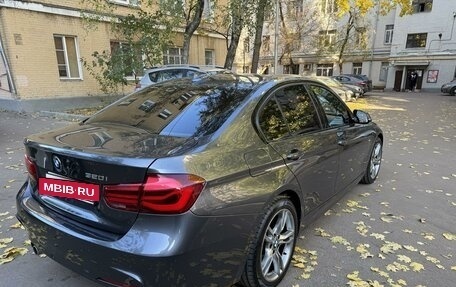 BMW 3 серия, 2018 год, 3 000 000 рублей, 4 фотография