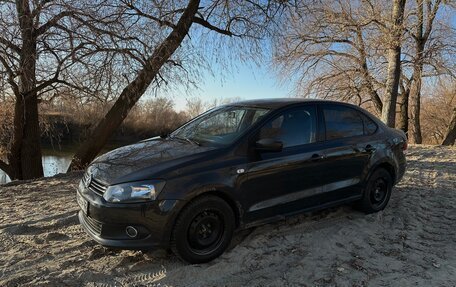 Volkswagen Polo VI (EU Market), 2011 год, 750 000 рублей, 2 фотография