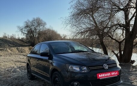 Volkswagen Polo VI (EU Market), 2011 год, 750 000 рублей, 3 фотография