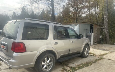 Lincoln Navigator, 2002 год, 750 000 рублей, 2 фотография