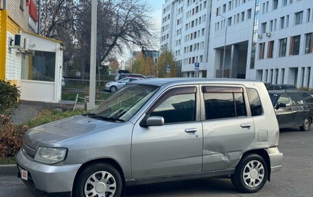 Nissan Cube II, 2001 год, 237 000 рублей, 4 фотография