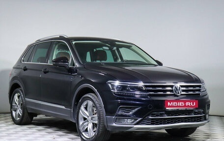 Volkswagen Tiguan II, 2019 год, 3 198 000 рублей, 3 фотография