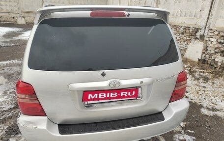 Toyota Kluger I, 2000 год, 900 000 рублей, 13 фотография