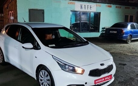 KIA cee'd III, 2012 год, 890 000 рублей, 13 фотография