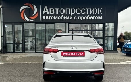 Hyundai Solaris II рестайлинг, 2021 год, 1 699 000 рублей, 4 фотография