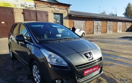 Peugeot 5008 I рестайлинг, 2010 год, 965 000 рублей, 1 фотография