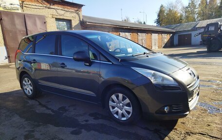 Peugeot 5008 I рестайлинг, 2010 год, 965 000 рублей, 2 фотография