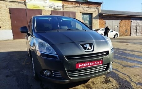 Peugeot 5008 I рестайлинг, 2010 год, 965 000 рублей, 7 фотография