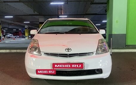 Toyota Prius, 2006 год, 850 000 рублей, 2 фотография