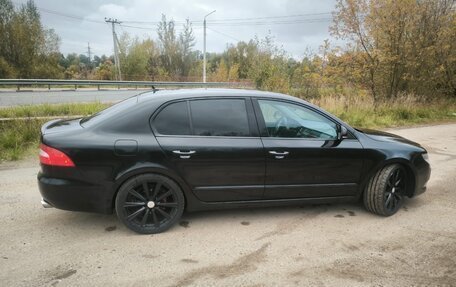 Skoda Superb III рестайлинг, 2010 год, 1 050 000 рублей, 3 фотография