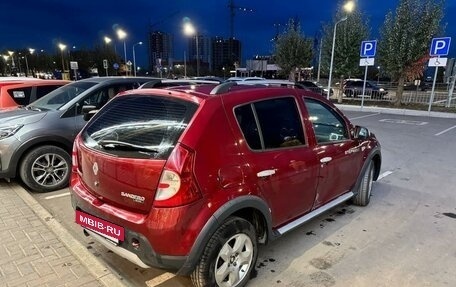 Renault Sandero I, 2013 год, 650 000 рублей, 2 фотография