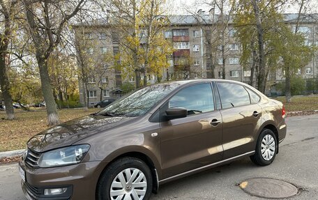 Volkswagen Polo VI (EU Market), 2015 год, 1 090 000 рублей, 3 фотография