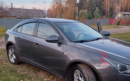 Chevrolet Cruze II, 2012 год, 800 000 рублей, 4 фотография