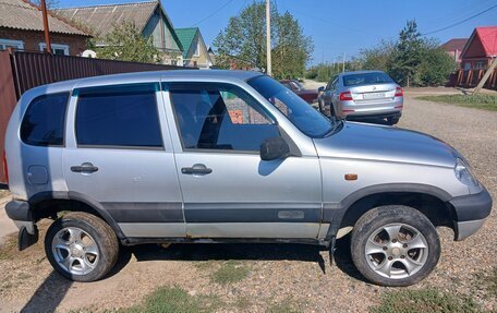 Chevrolet Niva I рестайлинг, 2006 год, 250 000 рублей, 2 фотография