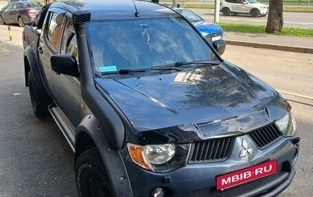 Mitsubishi L200 IV рестайлинг, 2007 год, 2 500 000 рублей, 8 фотография