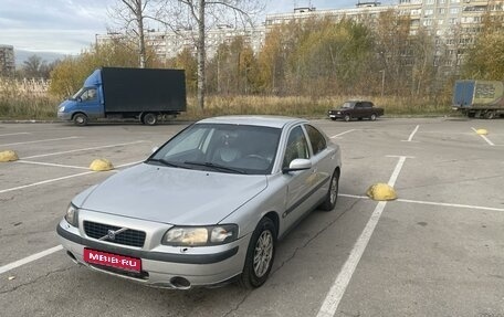 Volvo S60 III, 2003 год, 480 000 рублей, 1 фотография