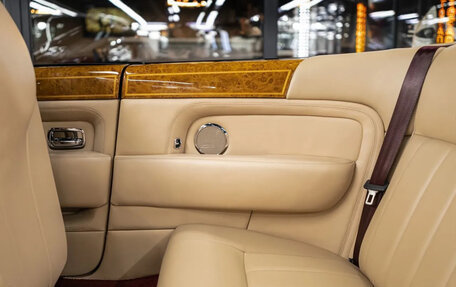 Bentley Azure II, 2006 год, 24 500 000 рублей, 17 фотография