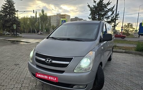 Hyundai Grand Starex Grand Starex I рестайлинг 2, 2010 год, 2 100 000 рублей, 16 фотография