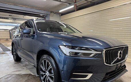 Volvo XC60 II, 2018 год, 3 750 000 рублей, 2 фотография