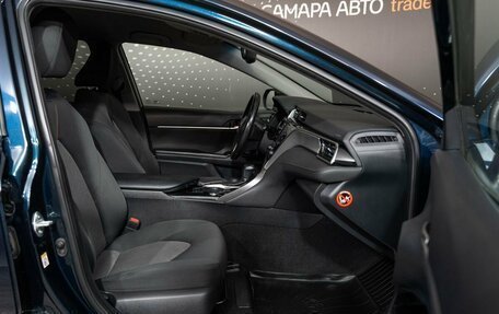 Toyota Camry, 2018 год, 2 145 200 рублей, 15 фотография