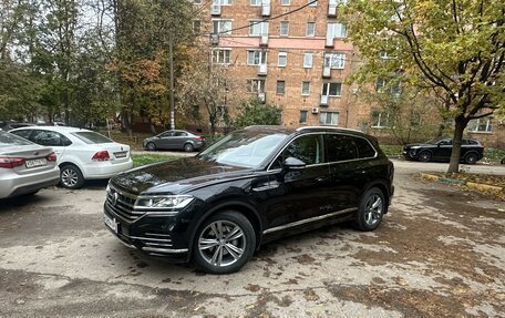 Volkswagen Touareg III, 2018 год, 5 600 000 рублей, 9 фотография