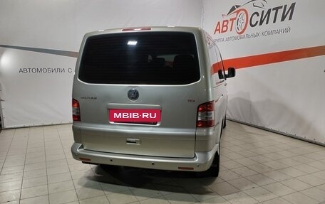 Volkswagen Multivan T5, 2005 год, 1 749 900 рублей, 7 фотография