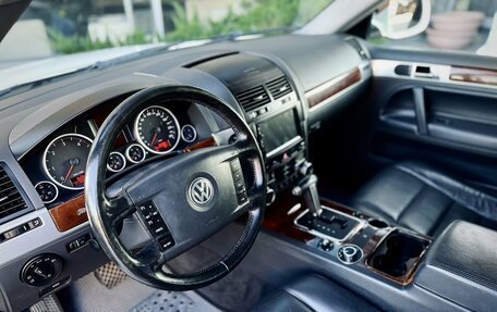 Volkswagen Touareg III, 2009 год, 1 495 000 рублей, 8 фотография