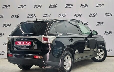 Mitsubishi Outlander III рестайлинг 3, 2014 год, 1 492 000 рублей, 6 фотография