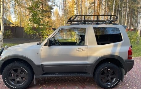 Mitsubishi Pajero III рестайлинг, 2003 год, 1 700 000 рублей, 2 фотография