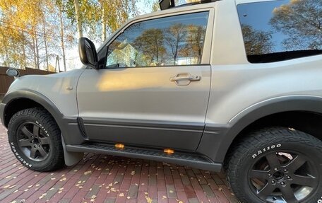 Mitsubishi Pajero III рестайлинг, 2003 год, 1 700 000 рублей, 18 фотография