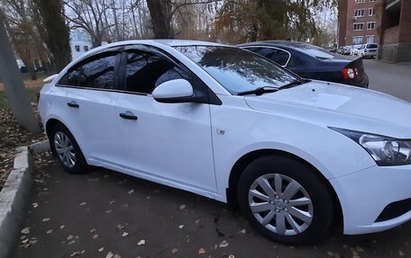 Chevrolet Cruze II, 2012 год, 750 000 рублей, 2 фотография