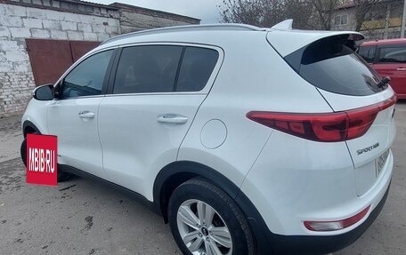 KIA Sportage IV рестайлинг, 2018 год, 2 500 000 рублей, 2 фотография