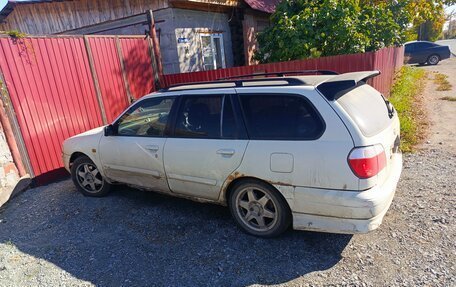 Nissan Primera II рестайлинг, 1999 год, 140 000 рублей, 3 фотография