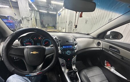 Chevrolet Cruze II, 2014 год, 700 000 рублей, 9 фотография