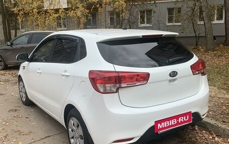 KIA Rio III рестайлинг, 2015 год, 1 300 000 рублей, 3 фотография