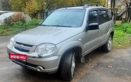 Chevrolet Niva I рестайлинг, 2011 год, 405 000 рублей, 8 фотография