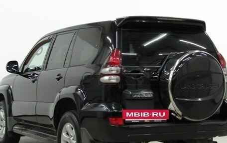 Toyota Land Cruiser Prado 120 рестайлинг, 2006 год, 1 915 000 рублей, 3 фотография