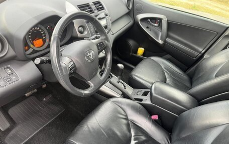 Toyota RAV4, 2011 год, 1 320 000 рублей, 8 фотография