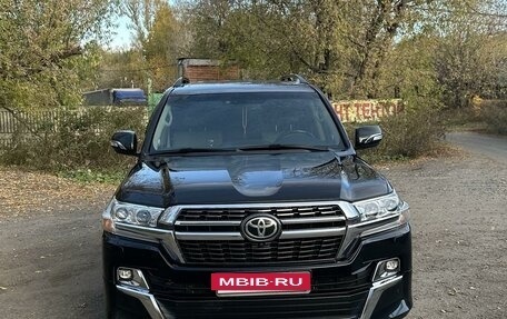 Toyota Land Cruiser 200, 2011 год, 3 870 000 рублей, 8 фотография