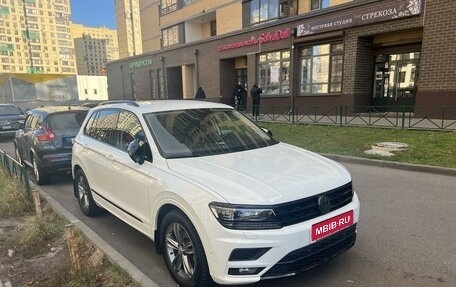 Volkswagen Tiguan II, 2018 год, 3 200 000 рублей, 1 фотография