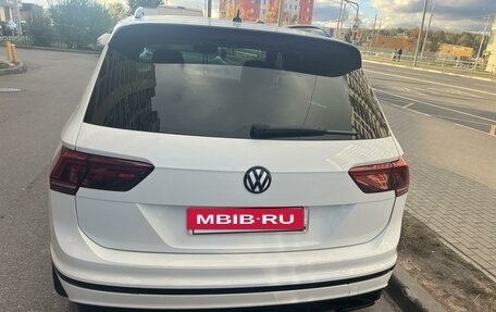 Volkswagen Tiguan II, 2018 год, 3 200 000 рублей, 7 фотография